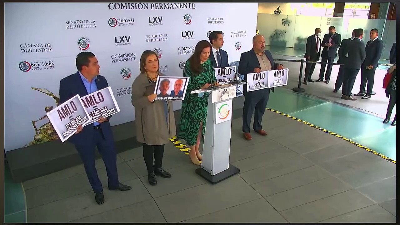 ¡VEAN! ¡Kenia, Xóchitl y el PAN lucran con los muertos por el desastre que dejaron EPN y el Borolas!