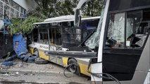 Bursa’da servis aracı ile özel halk otobüsü çarpıştı