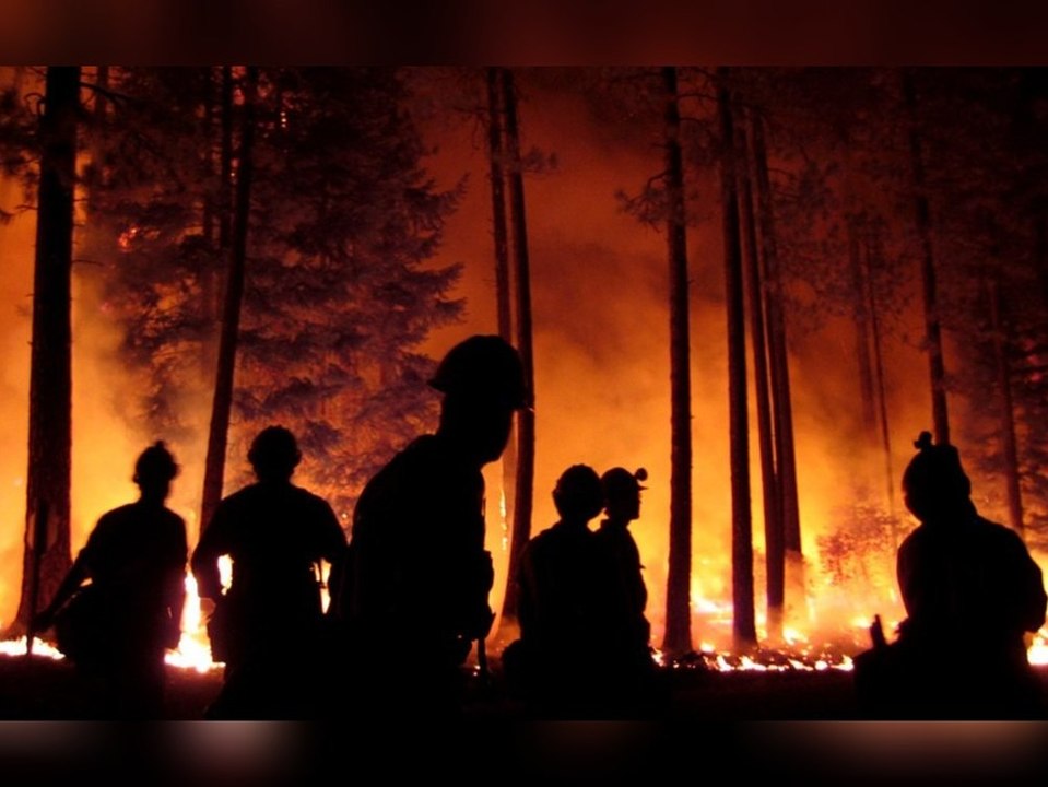 Mehr als 19.000 Menschen evakuiert: Kanada kämpft gegen Waldbrände