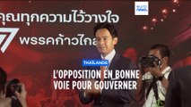 Vague orange en Thaïlande, l'opposition pro-démocratie en quête d'une coalition