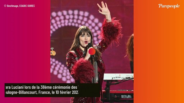 Clara Luciani enceinte de son premier enfant : son célèbre compagnon réagit après l'annonce inattendue... et c'est très drôle !