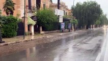 Allerta rossa su Palermo e le prime strade a soffrire la continua e copiosa pioggia venuta giù in queste ore sono quelle di Mondello
