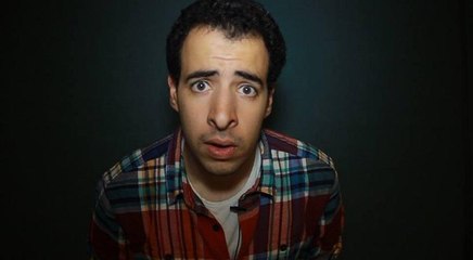 أحمد الغندور "الدحيح" يفاجىء جمهوره بحفل زفافه