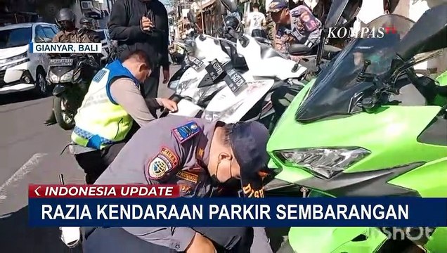 Kendaraan Parkir Liar di Wisata Ubud Digembosi Hingga Diderek Petugas!