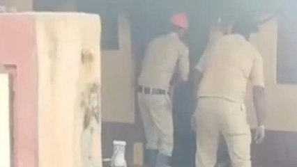 బాన్సువాడ: దారుణం.. తల్లిని చంపేందుకు ఇంటికి నిప్పుపెట్టిన కుమారుడు..!