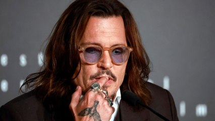 Johnny Depp asegura que lo que se publica sobre él es "ficción horrorosamente escrita"