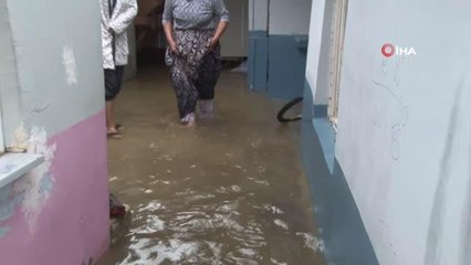 Edirne'de evleri su basan vatandaşlar belediyeye isyan etti