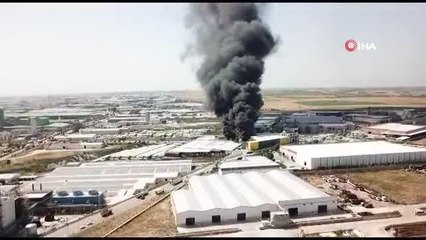Adana'da köpük fabrikasında büyük yangın