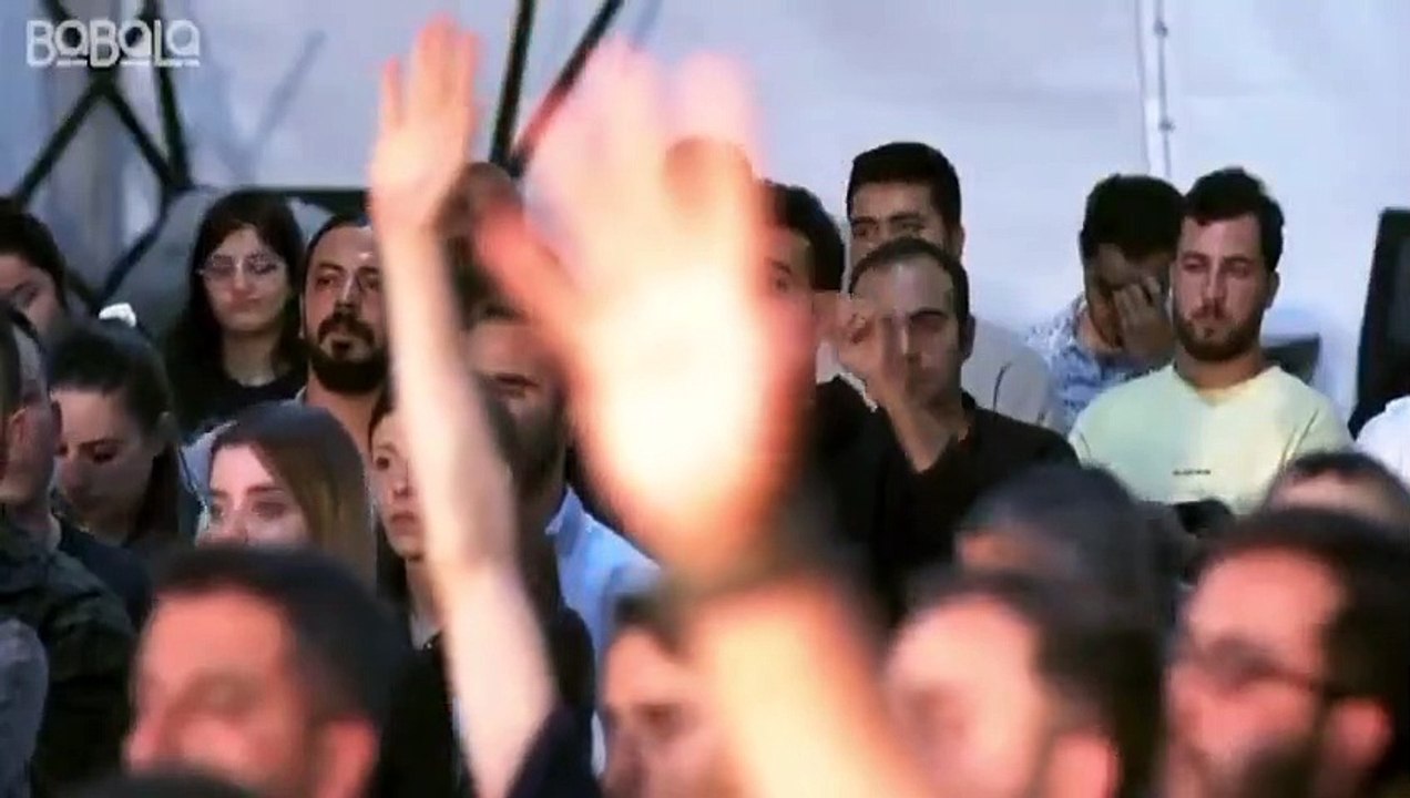 Depremzede kardeşimizin Aya Benzer şarkısıyla olan anısı ve artık o şarkıyı eskisi gibi dinleyemeyecek olmamız...