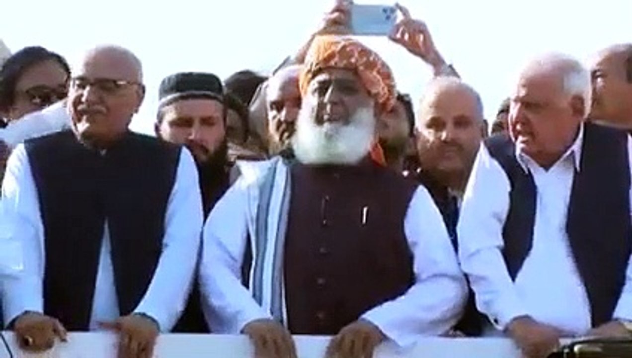 Pdm ka superm court ke chif justic ke baray main galat ilfaz | Public News | Breaking News | Pakistan Breaking News