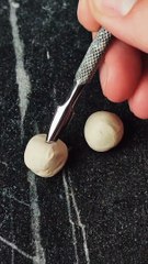 "The Art World Insider" video "Sculptor Lida Deli Artwork": @Theartworldinsider