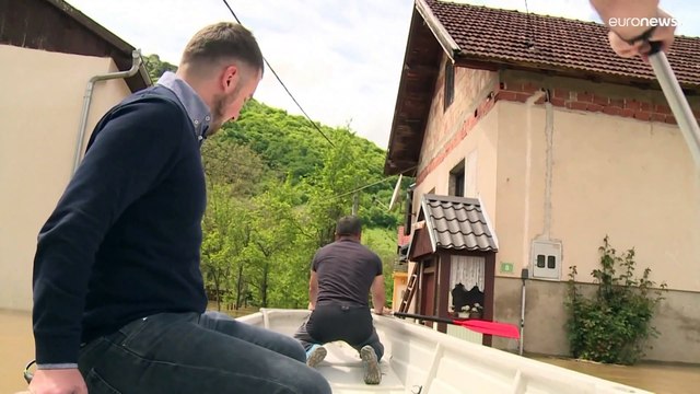 شاهد: فيضانات كبيرة في المناطق الشمالية من البوسنة جراء هطول أمطار غزيرة