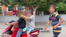 4 çocuğun elektrikli motosiklette tehlikeli yolculuğu: 