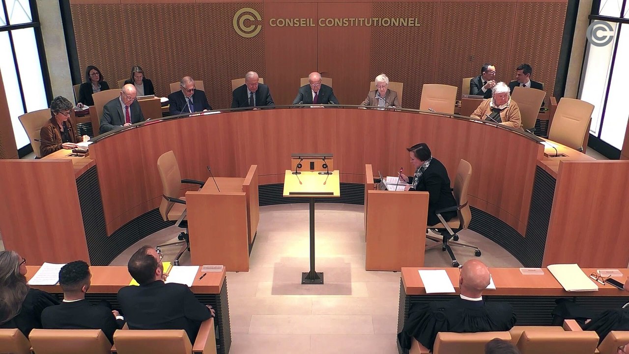 Affaire n° 2023-1049-QPC