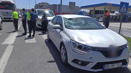 Otomobil yaya geçidinden geçen bisiklete çarptı: 1 yaralı