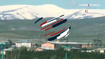 Mayıs ayında kar sürprizi: Dağların zirvesi beyaza büründü