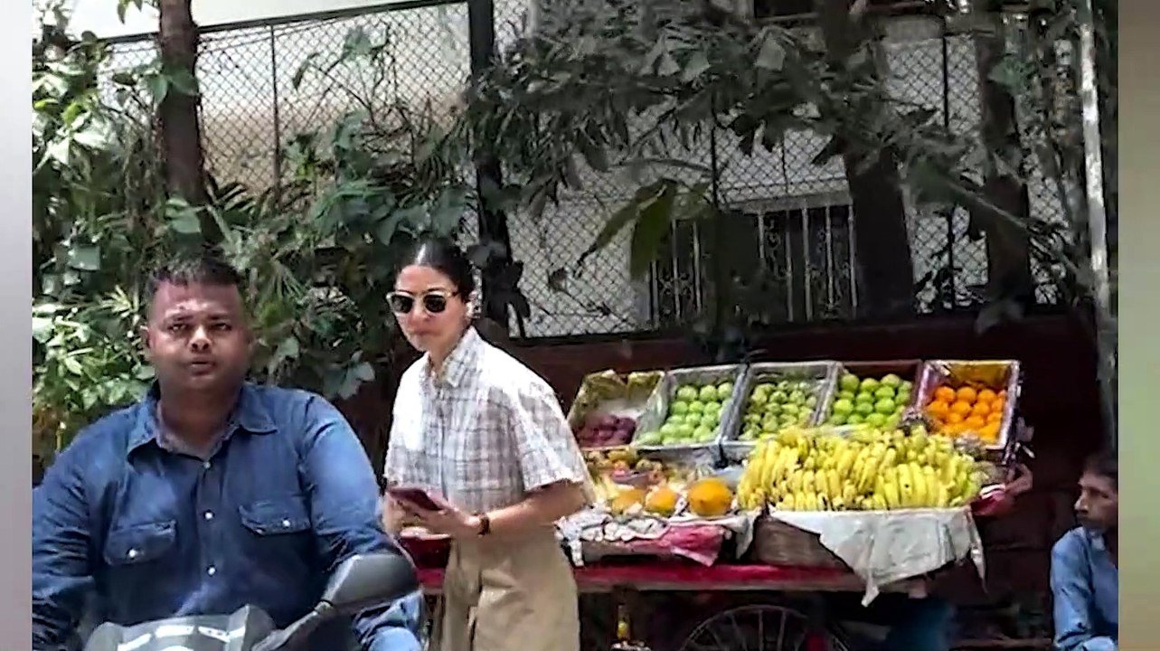 Mumbai Police to take action against Amitabh Bachchan, Anushka Sharma