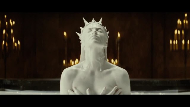 Blanche Neige Et Le Chasseur Bande-Annonce VF