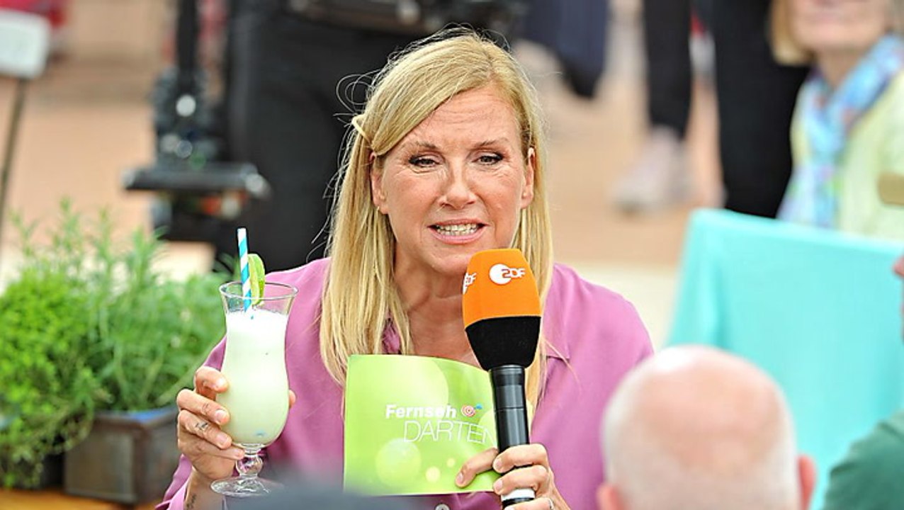 „ZDF-Fernsehgarten“: Chaos-Panne bringt Andrea Kiewel zur Entschuldigung