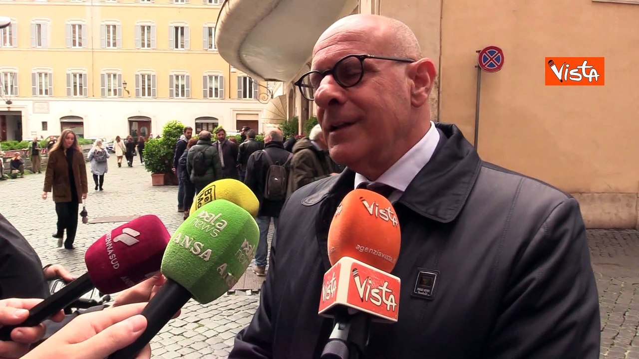 Rampelli (FdI): "Gli articoli sulla famiglia di Giorgia Meloni sono indegni"