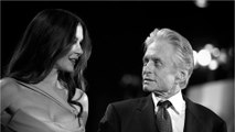 GALA VIDEO - Cannes 2023 : Michael Douglas et Catherine Zeta-Jones, leur fille Carys électrise la Croisette !