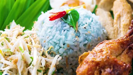 Menu Kuliner Unik yang Lagi Viral, Nasi Uduk Biru Bunga Telang