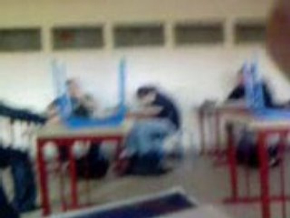 Bordel en cour