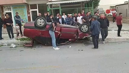 Beton mikseriyle çarpışan otomobil takla attı: 3'ü çocuk 7 yaralı