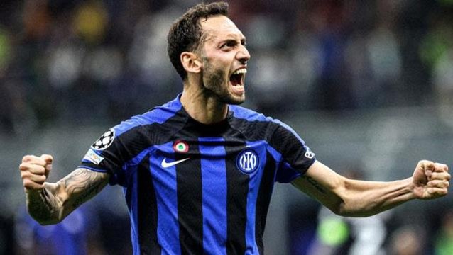 Hakan Çalhanoğlu'nun takımı Inter, UEFA Şampiyonlar Ligi'nde finalde