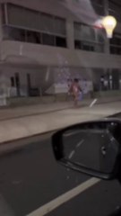 Homem em surto anda peladão na orla de BC, obras na Brava complicam o trânsito e mais