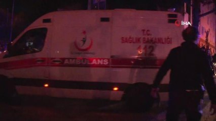 Ümraniye'de minibüs şarampole yuvarlandı: 2 yaralı