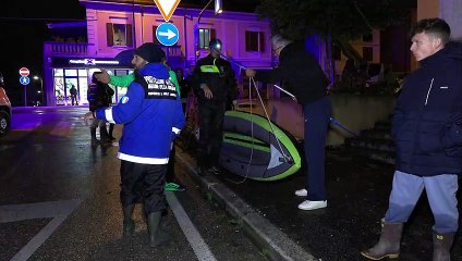 Cesena, notte spettrale. Gli abitanti portati in salvo coi gommoni