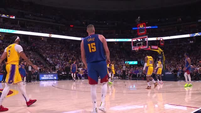 Jokic's buzzer beater has Davis smiling in disbelief