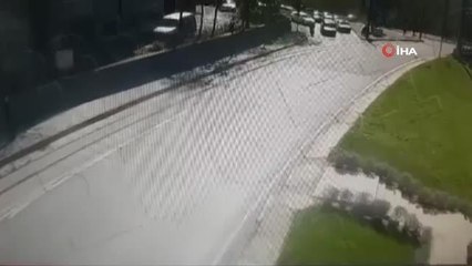 Bursa'da ters şeritten giden otomobil zincirleme kazaya böyle yol açtı