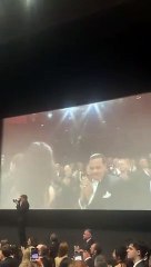 جوني ديب يبكي بعد 7 دقائق من التصفيق الحار في مهرجان كان