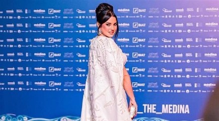 فنان تونسي يهاجم درة وجهاً لوجه بعد تكريمها في مهرجان "الحمامات"