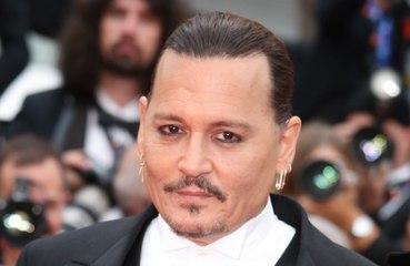 Johnny Depp Cannes Film Festivali'nde gözyaşlarına boğuldu