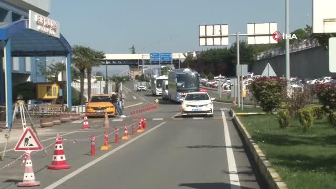 Trabzonspor, Fenerbahçe maçı için İstanbul'a gitti