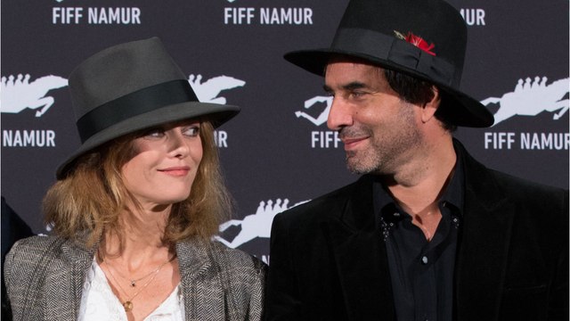 VOICI : Un bonbon d'enfance : la surprenante déclaration de Samuel Benchetrit à Vanessa Paradis