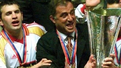 Okan Buruk'tan UEFA Kupası zaferinin yıldönümünde taraftarı coşturan mesaj: Bu senenin sihri 23