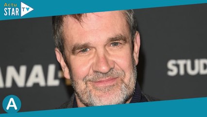 Hervé Mathoux (Canal Football Club), heureux papa de Paul, son fils très beau gosse et talentueux qu