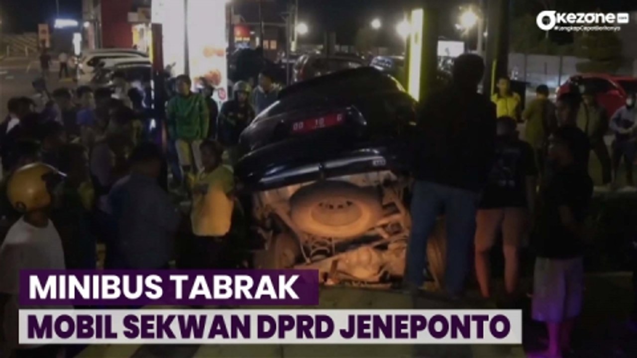 Hilang Kendali, Minibus Tabrak Mobil Sekretaris Dewan DPRD Jeneponto ...