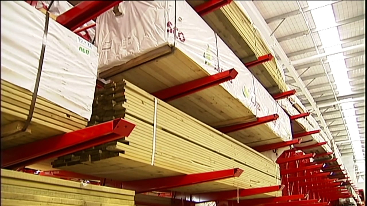 China lifting ban on Australian timber imports from today