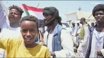 شاهد: سودانيون يطالبون برحيل المبعوث الأممي من الخرطوم