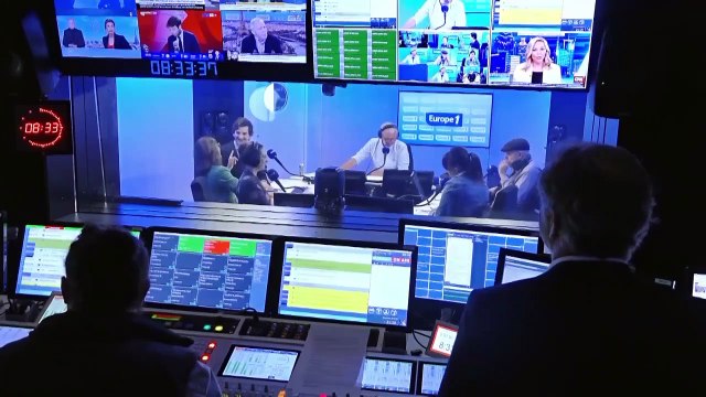 Gaspard Proust face à Frédéric Mitterrand : «J'ai beau être hétéro, c'est compliqué de dire que Brad Pitt est moche !»