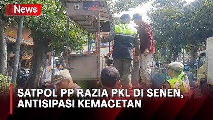 Picu Kemacetan, Belasan PKL di Senen Dirazia Satpol PP