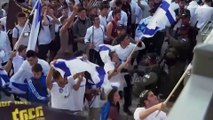 مسيرة الأعلام: عشرات الآلاف من المستوطنين يقتحمون البلدة القديمة في يوم احتلال القدس الشرقية (فيديو)