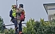 Maltempo Emilia Romagna, persona soccorsa in elicottero (18.05.23)