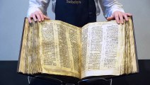 أقدم مخطوطة شبه كاملة للكتاب المقدس اليهودي معروفة حتى الآن تُباع لقاء 38,1 مليون دولار