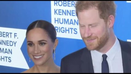 Harry e Meghan inseguiti da paparazzi a New York: "Sfiorato incidente"